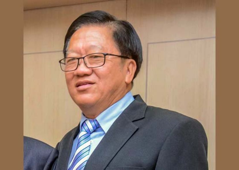 诗巫省华团会长严榀胜。