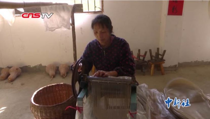 广西侗乡红薯粉条备受食客喜爱 粉条成&ldquo;金条&rdquo;