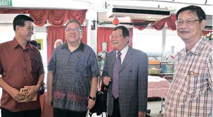 【国际时报丛书《砂拉越独立之谜》推展礼】历史事实：砂&ldquo;共组&rdquo;马来西亚 邓伦奇：砂不容被&ldquo;降格&rdquo;