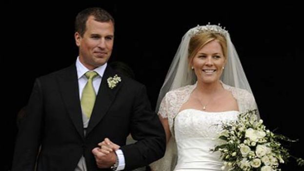 英国女王王孙彼得菲利浦斯于2008年5月17日迎娶加拿大籍妻子欧腾。