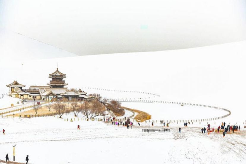 甘肃敦煌新春迎瑞雪  大漠戈壁白雪茫茫