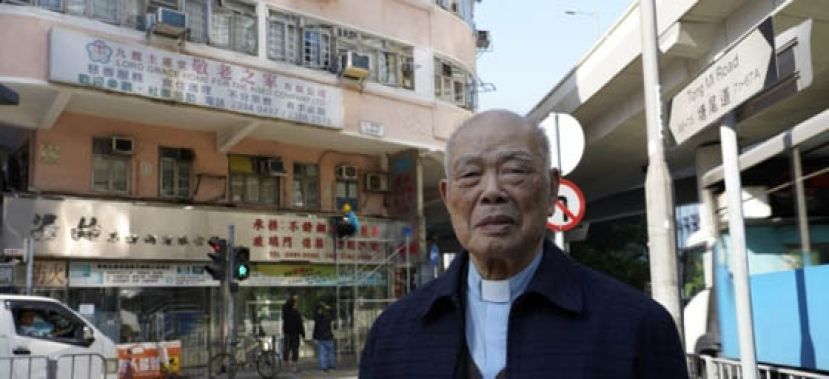 李武凡牧师今年89岁，经营安老院60年，专收容贫病交迫，无处容身的老人，包生养死葬。